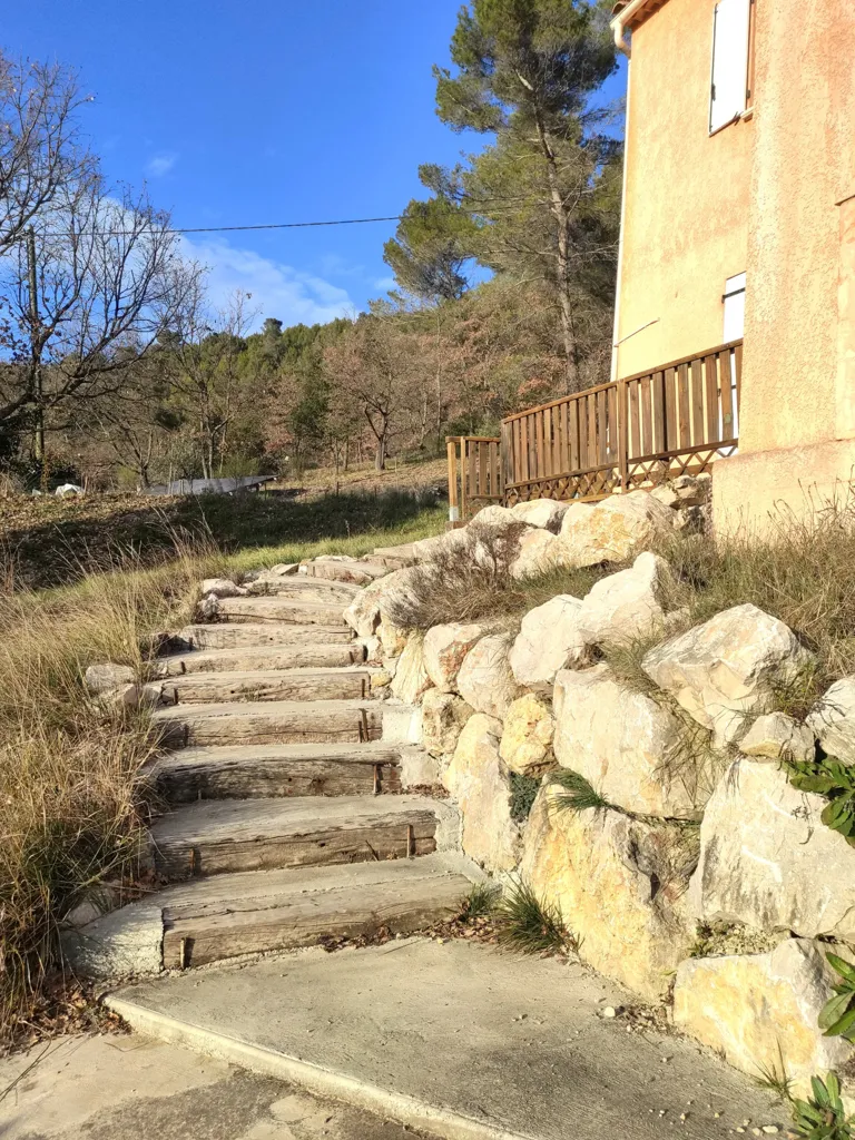 Toad - Flat with Panoramic View in Manosque