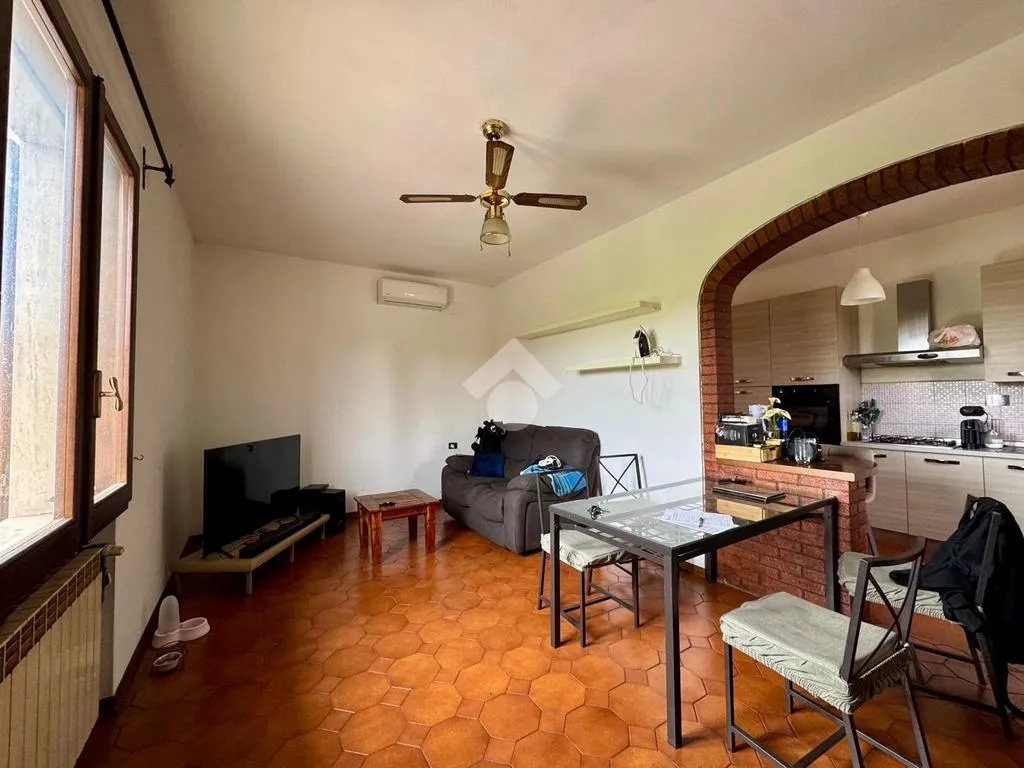 Salle à manger - 4-Room Apartment with Terrace in Quarrata