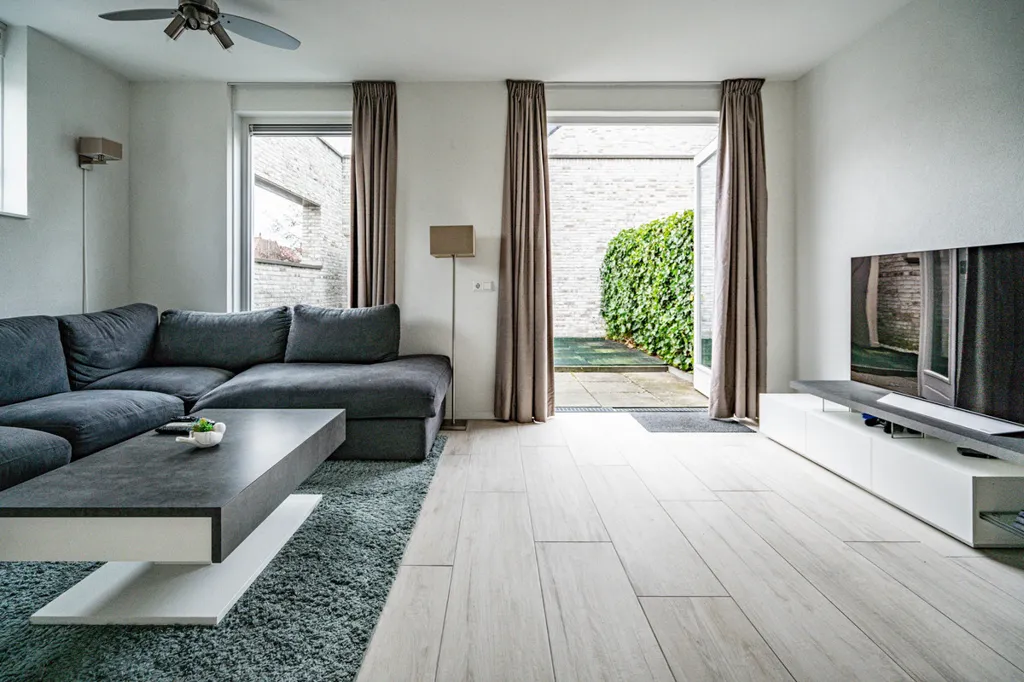 Living Room - Corner Apartment with Extra Mezzanine in Leiden