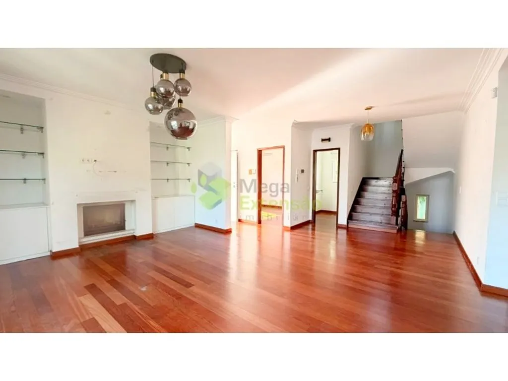 4 Bedroom Villa with Pool near Cascais
