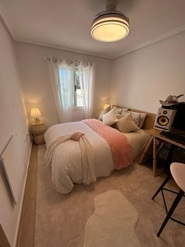 Bedrooms - 2-Bedroom House with Pool in Avileses