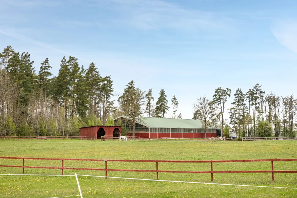 Jardin - Three-Unit Property with Garden in Stäket