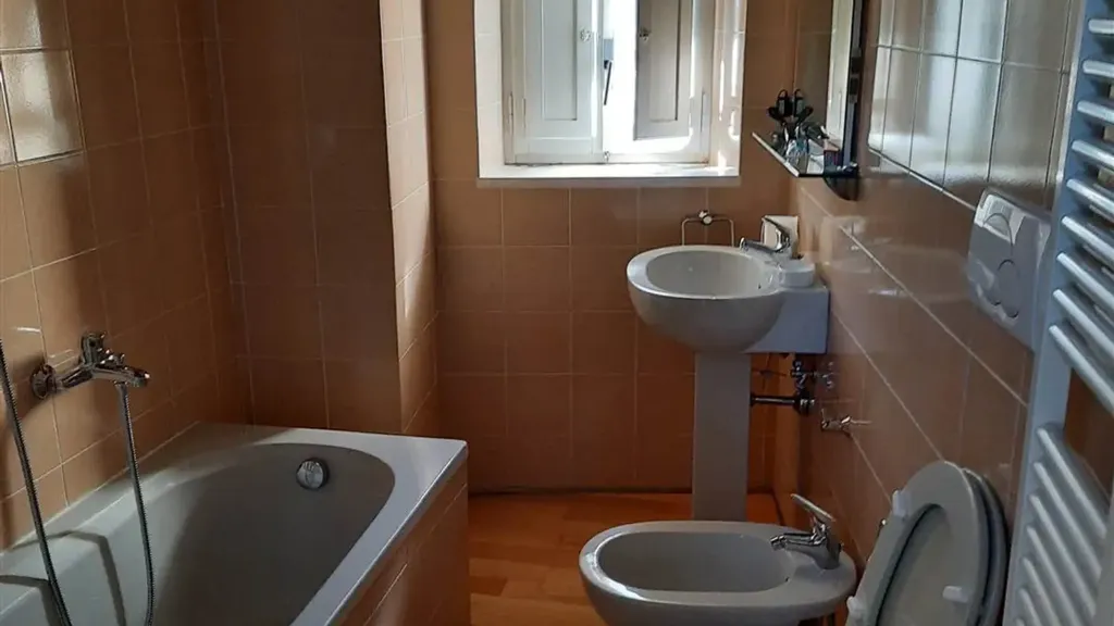 Appartement 5 pièces à IT