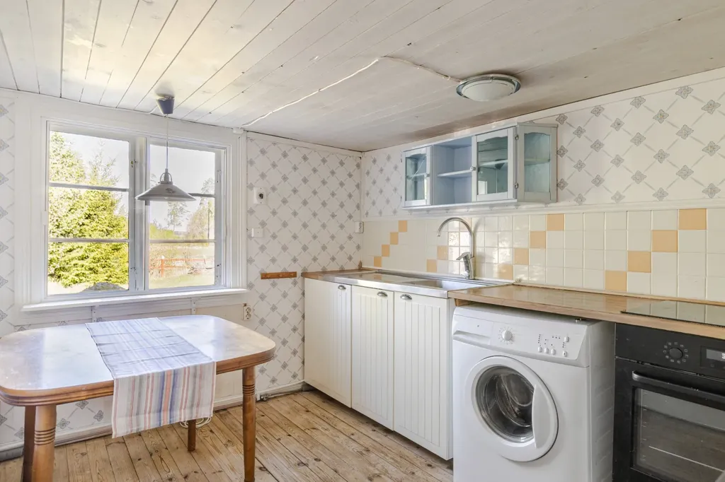 Cuisine - Charming Cottage with Multiple Accommodations in Linköping
