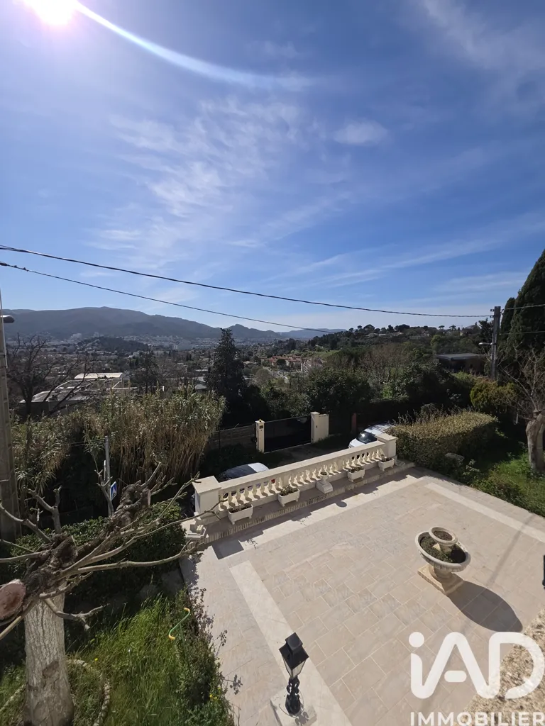 Jardin - Maison Haussmannienne avec Jardin à Marseille