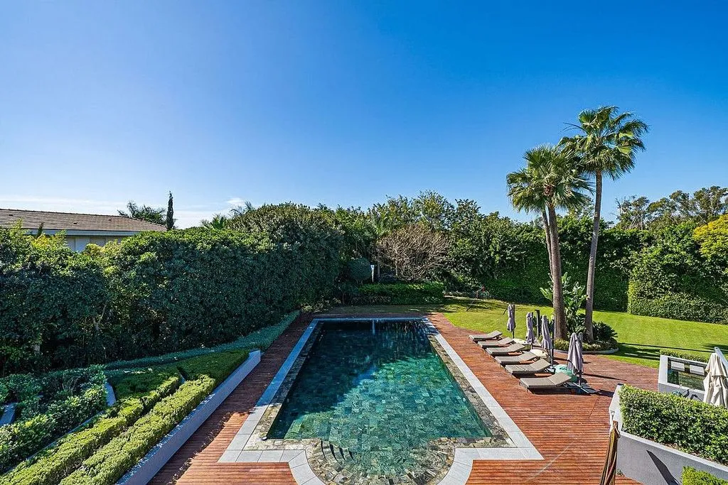 Aerial - 10-Bedroom Chalet with Pool in Guadalmina Baja