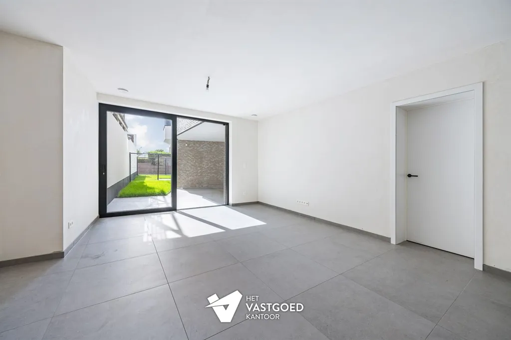 Soggiorno - Ground Floor Apartment with Terrace in Central Location