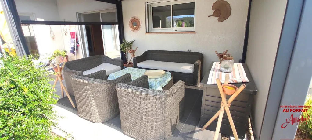 Terrazza - Single-Storey House with Pool in Roquefort-des-Corbières
