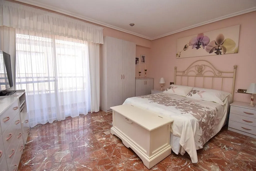 Bedrooms - Apartment with Balcony in Santa Pola Centre