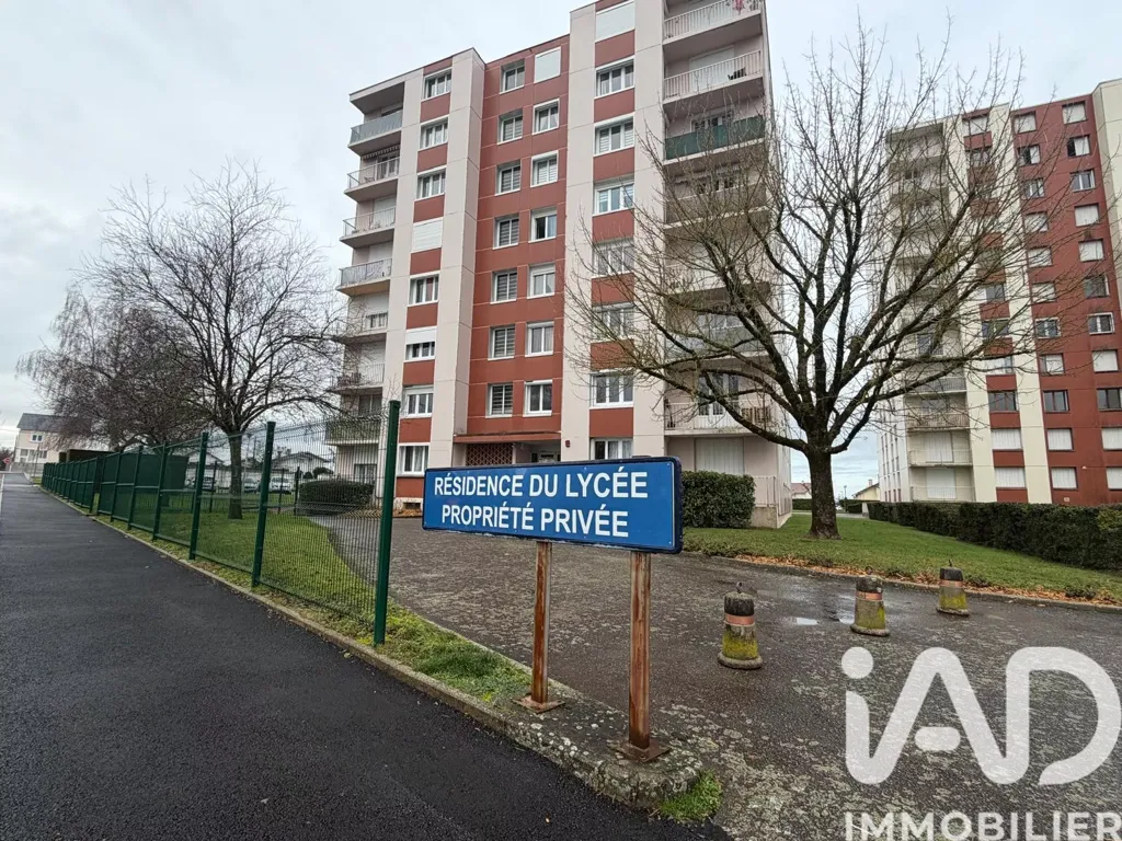 Extérieur - Appartement Rénové avec Balcon à Digoin