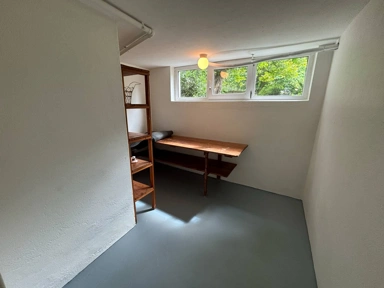 Arbeitszimmer - House with Workshop in Rural Setting