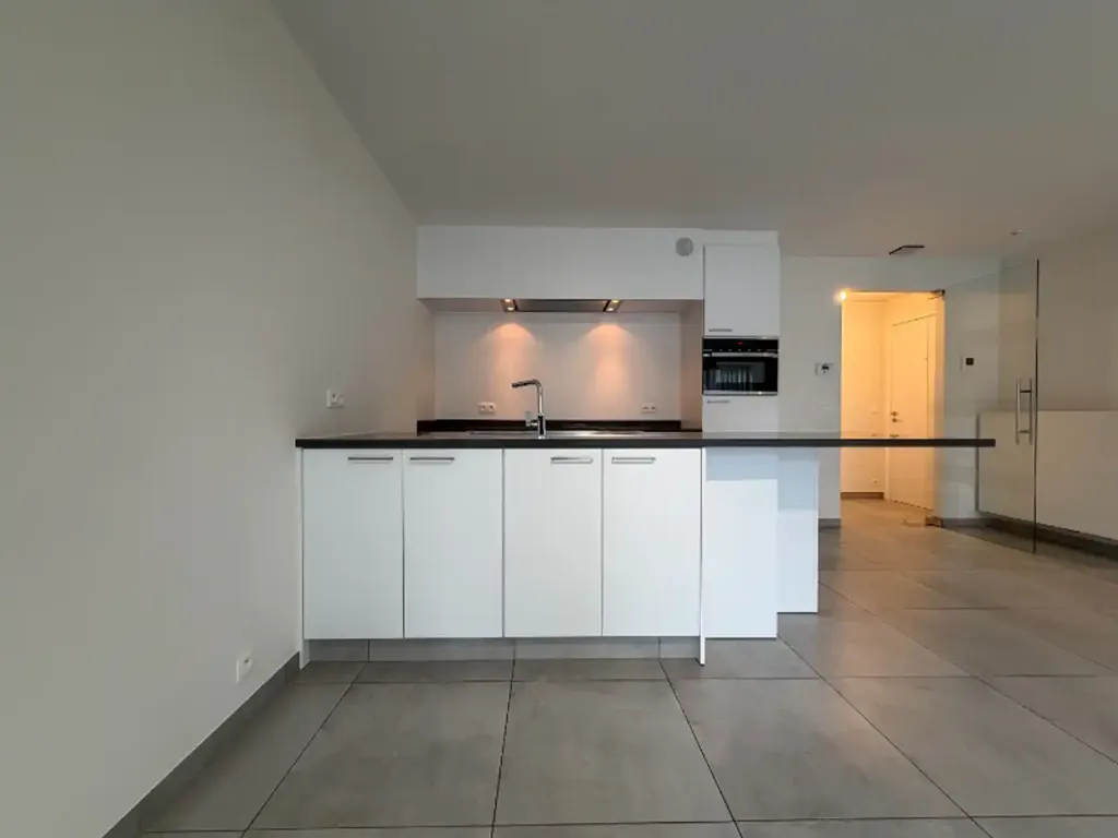 Kitchen - Ground Floor Apartment with Terrace in Veurne Centre