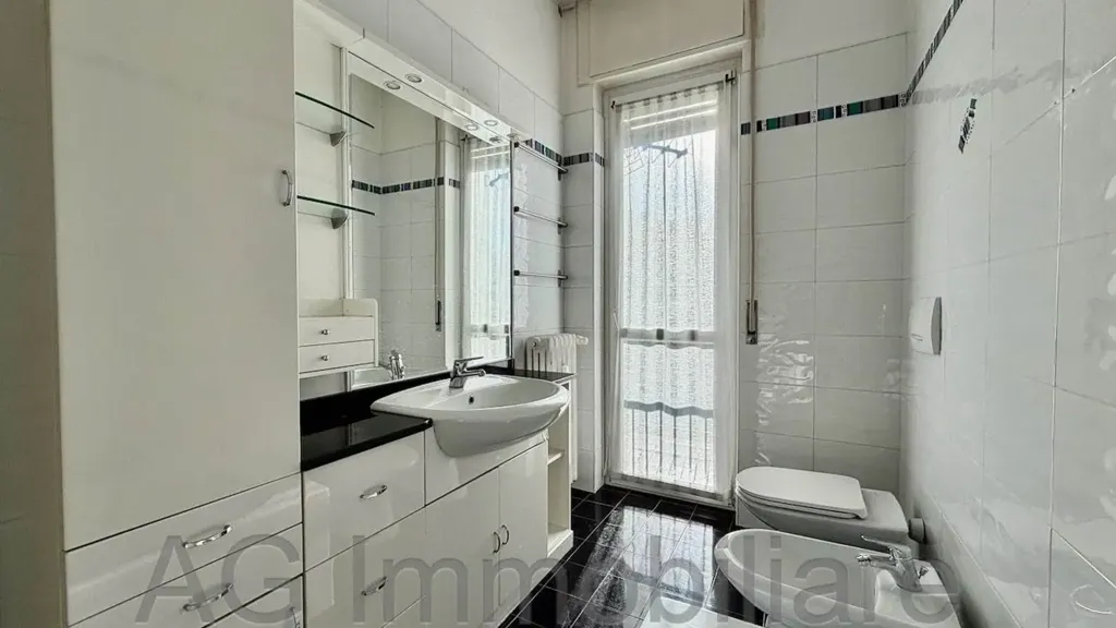 Vannitoad - Penthouse with Panoramic Views in Verbania