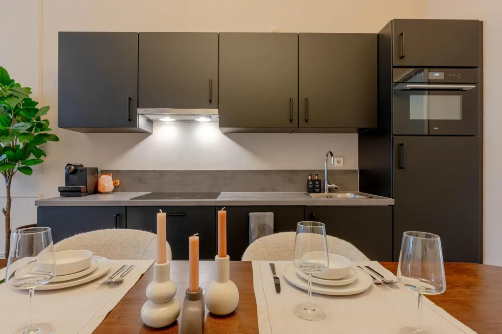 Salle à manger - Authentic Ground Floor Flat with Garden in Oud-Charlois