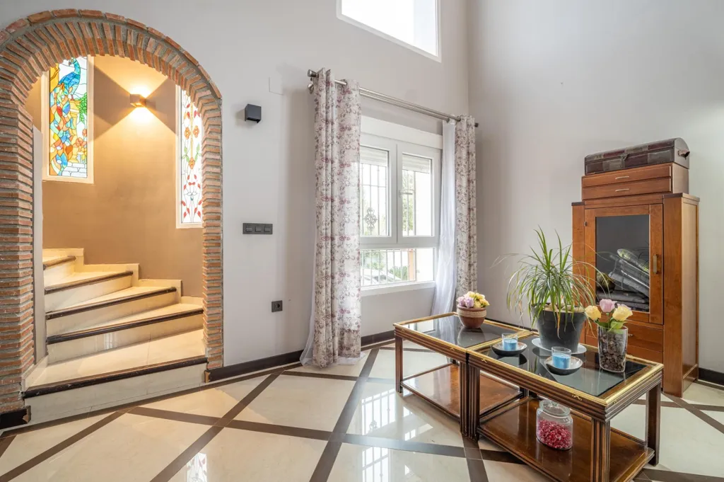 Esik - Chalet with Pool and Terrace in Otura