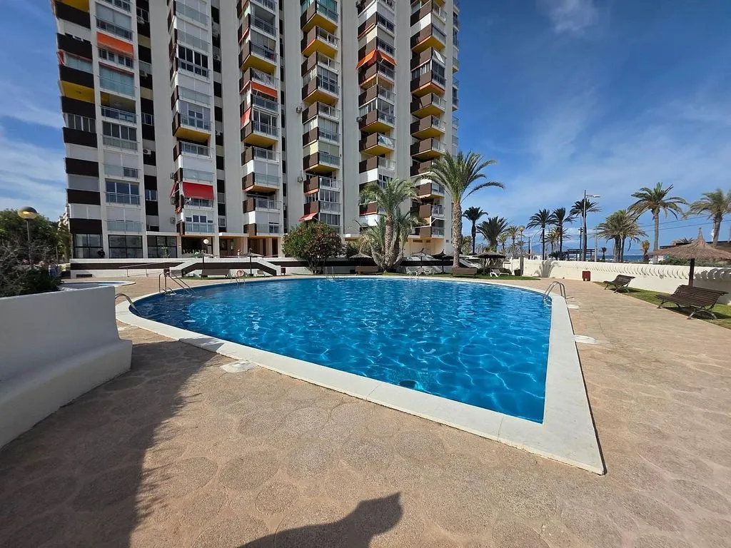Pool - Luxury Seafront Apartment in Alicante