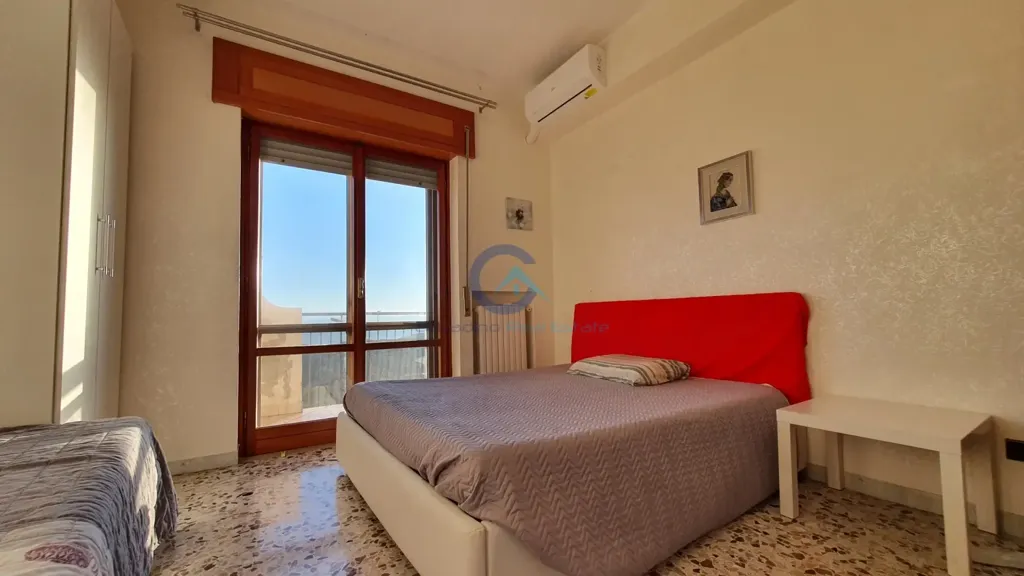 Chambres - Bright Apartment with Panoramic Balcony in Catanzaro