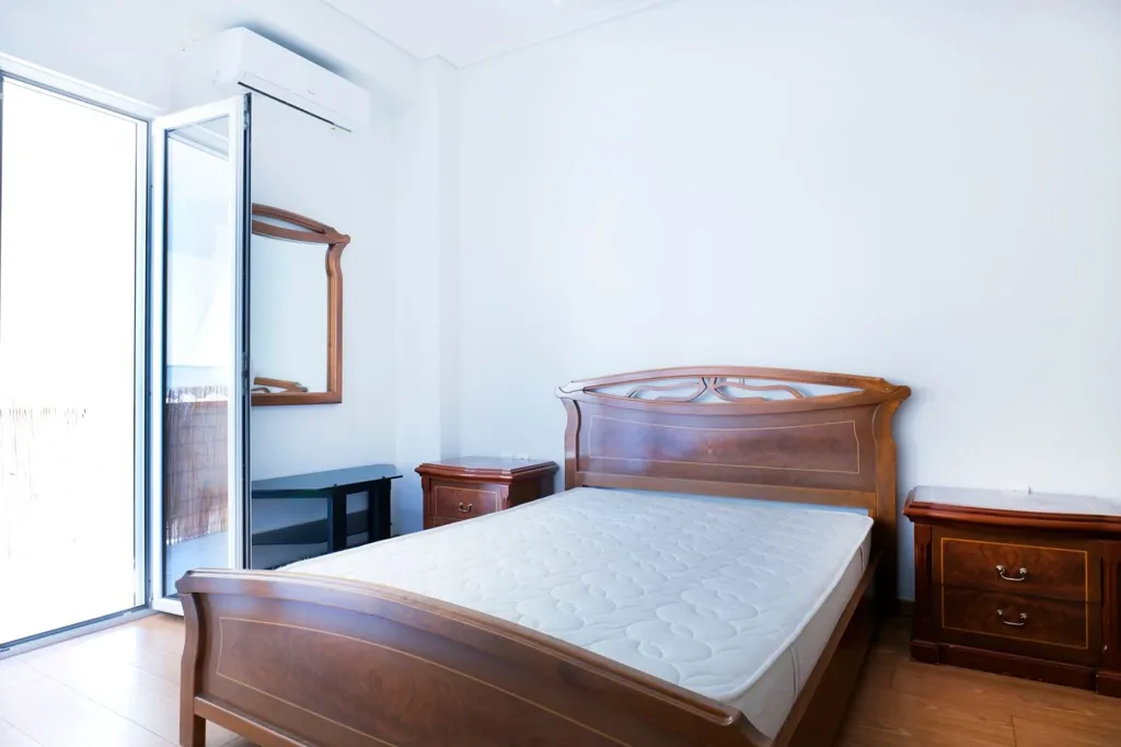 Chambres - Studio Apartment with Balcony near Metaxourgeio