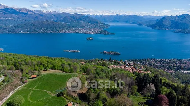 Chalet with Private Park in Stresa