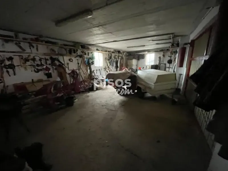 Garage - Maison 4 chambres à ES
