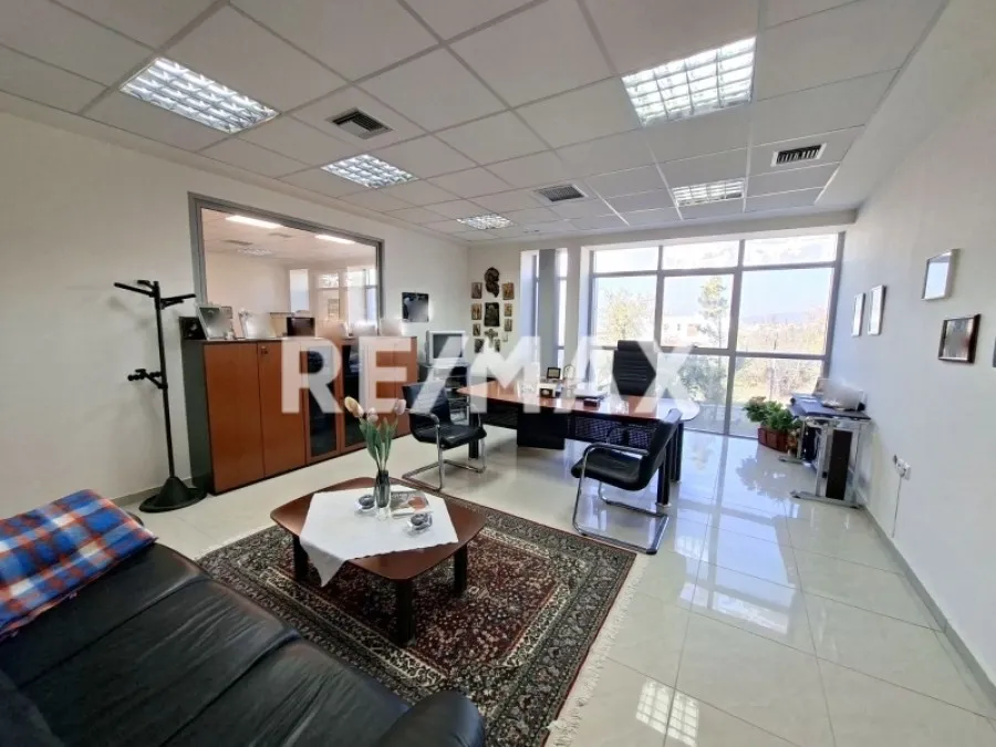 Bureau - Office Space with Sea View in Thessaloniki