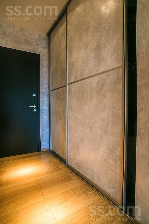 Entrée - 5-Bedroom Apartment with River View in Salaspils