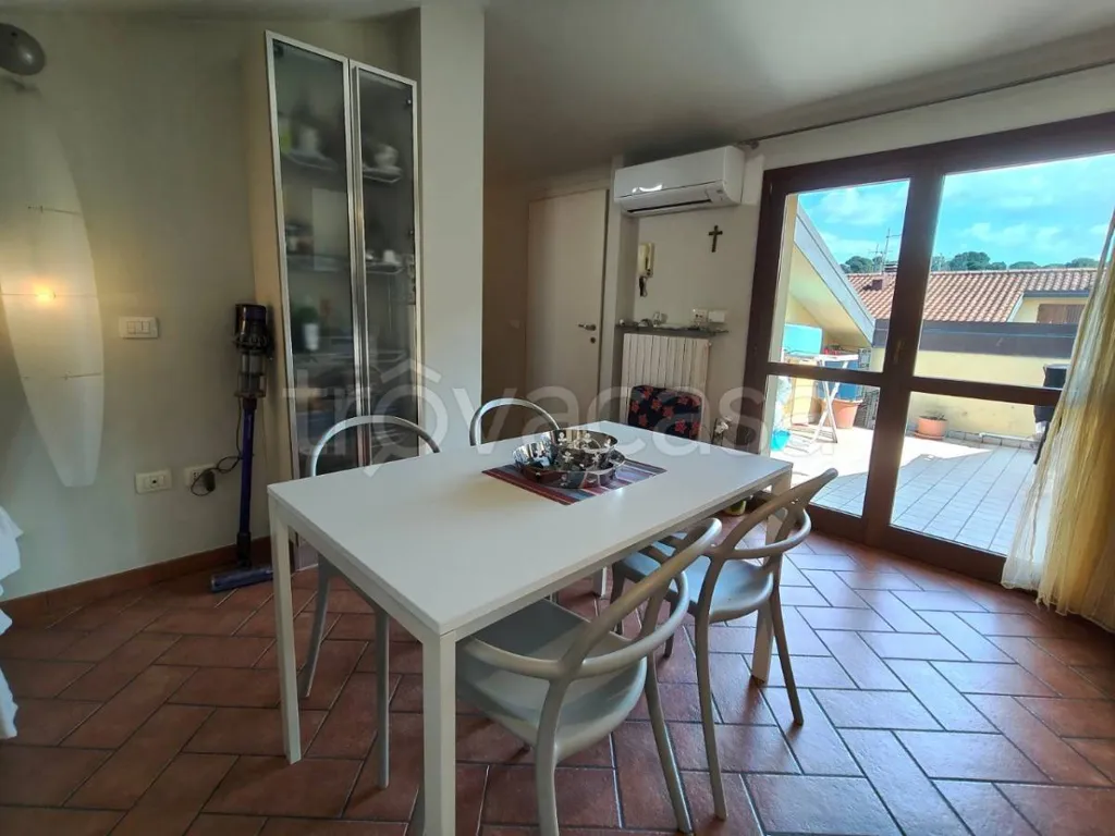Salle à manger - Terraced Apartment with Balcony in Pesaro