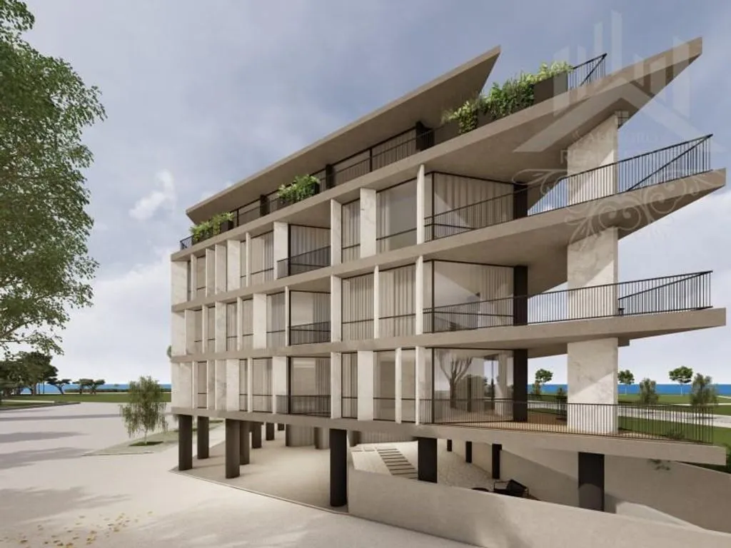 Luxury Flat with Waterfront Views in Vila Nova de Gaia