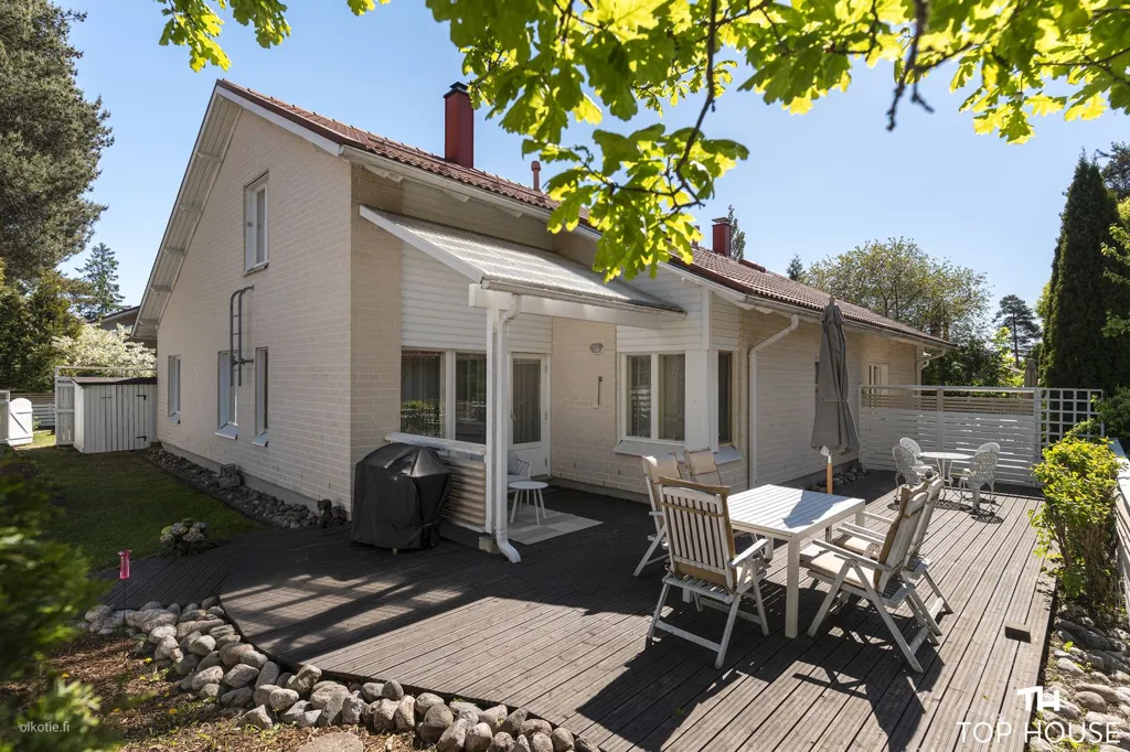 Terrazza - Spacious Apartment with Garden in Tikkurila, Vantaa