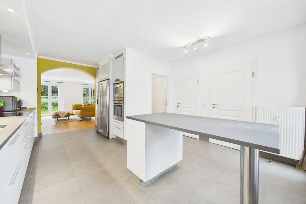 Köök - 3-Bedroom Apartment with Garden in Itzig