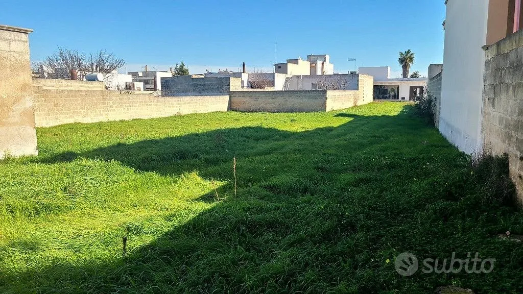 Jardin - Buildable Land with Dual Access in Urban Zone