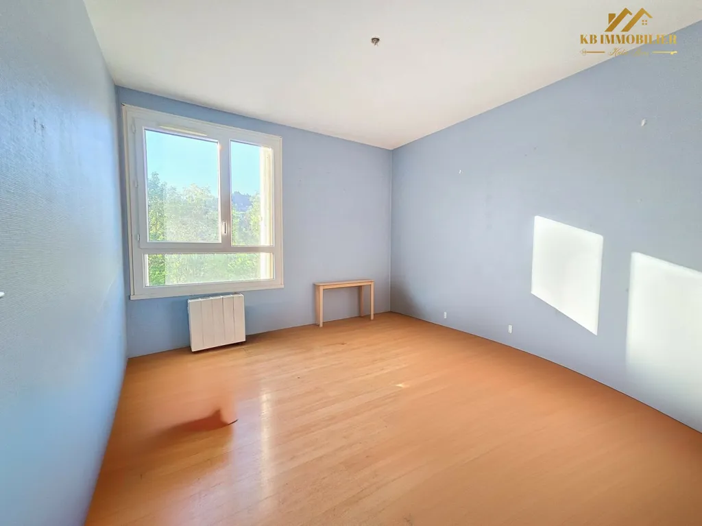 Pièces - Appartement 5 Pièces avec Terrasse à Privas