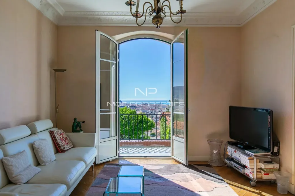 Séjour - Maison de Luxe avec Piscine à Nice, Centre-Ville
