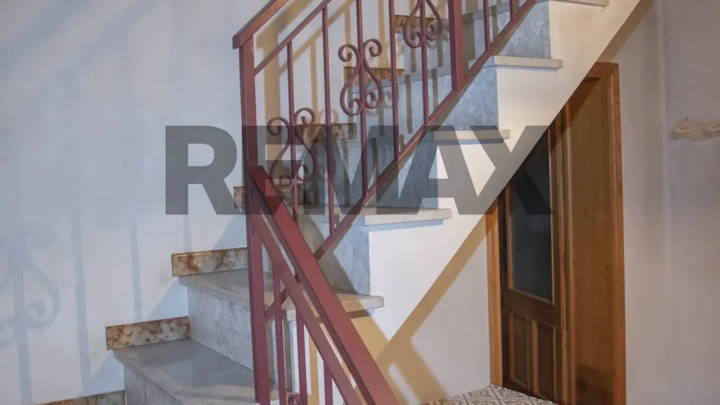 Rooms - Semi-detached House with Terrace in Fabrizia