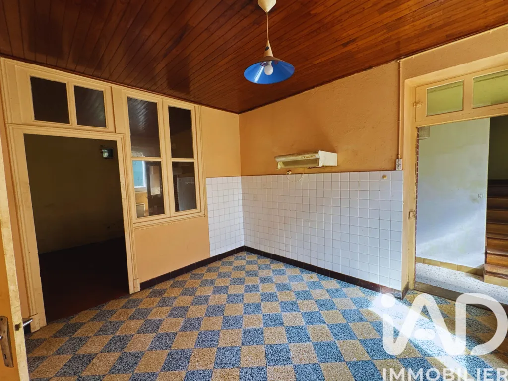 Rooms - Renaissance Villa with Garden in Arbourse
