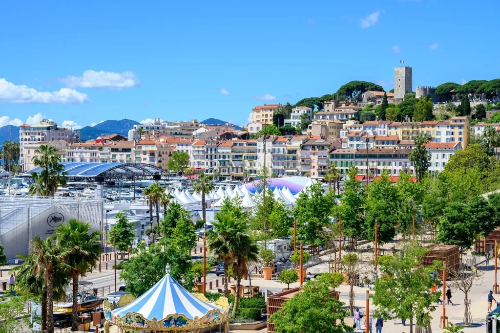 Appartement Luxueux avec Vue Mer à Cannes