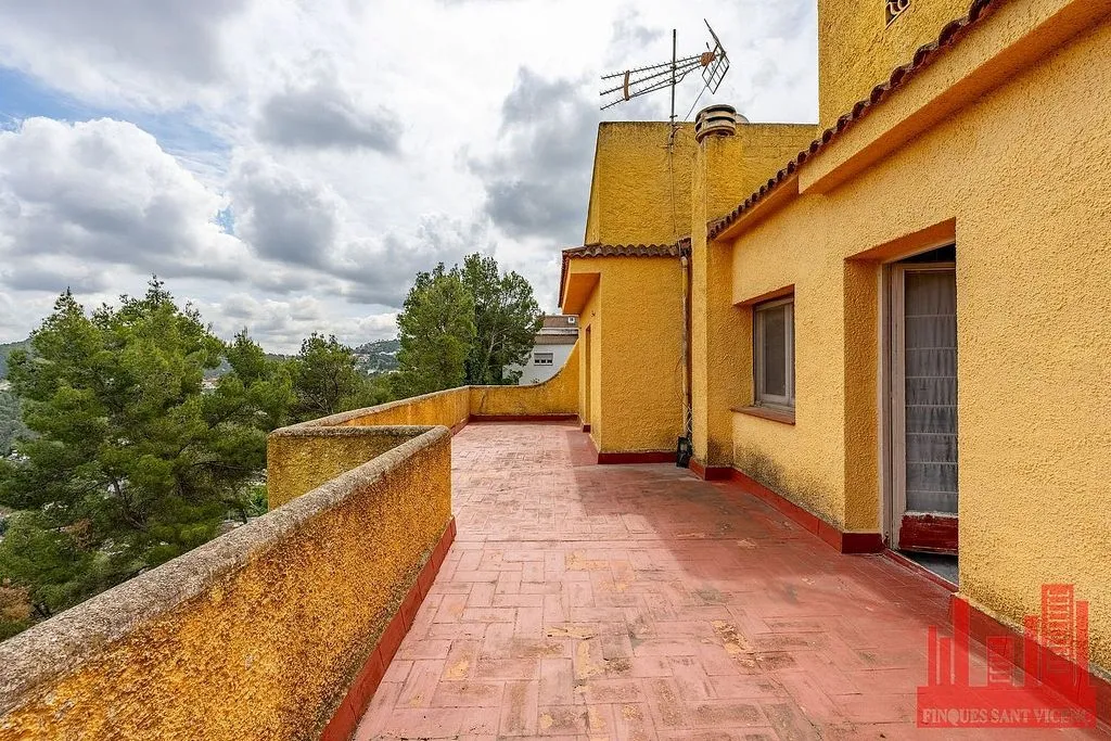 Terrass - Chalet with Pool in Vallirana