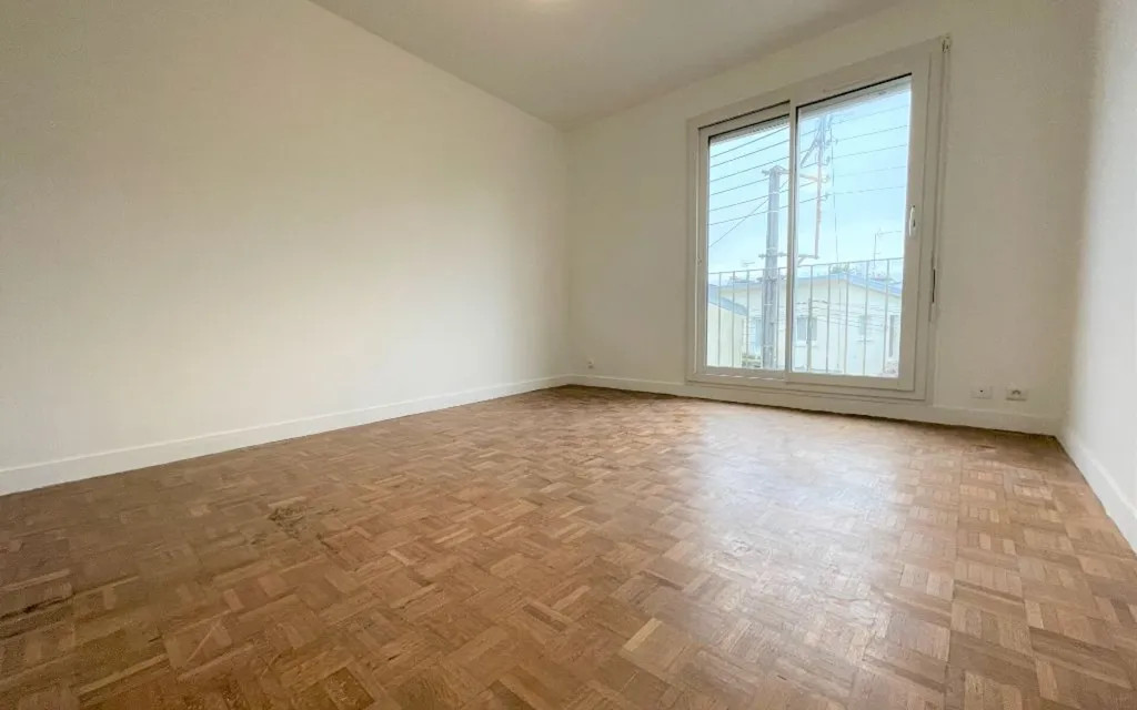 Toad - Studio Apartment with Central Heating in Brest