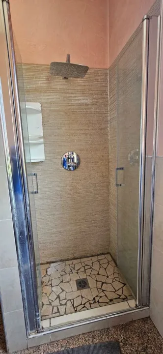 Vannitoad - Four-Room Apartment with Terrace in Forlì