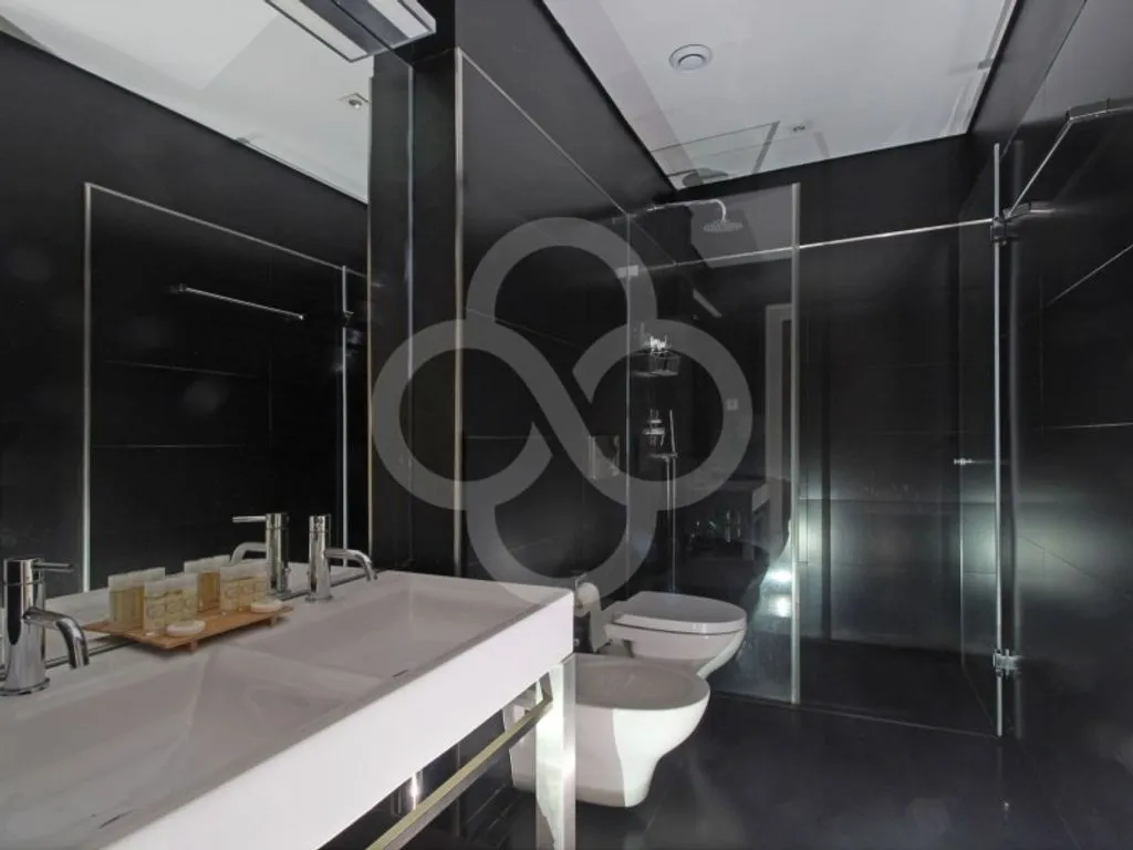 Salles de bain - Fully Renovated 2-Bed Flat in Bica, Lisbon