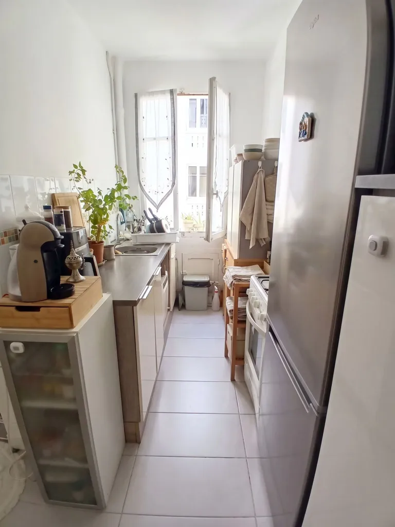 Cuisine - Appartement 2 Pièces au Calme avec Ascenseur à Pyrénées