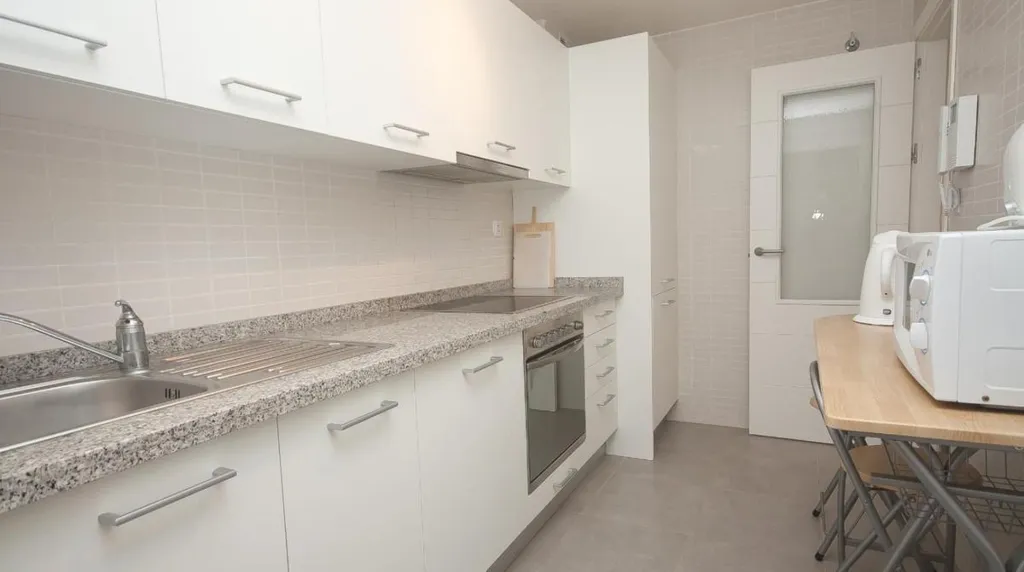 Cuisine - 2-Bed Apartment with Terrace in La Duquesa, Manilva