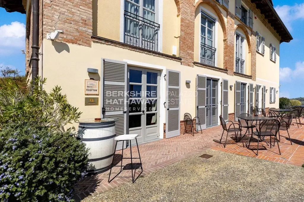 Terrasse - Luxury Villa with Pool in Agliano Terme