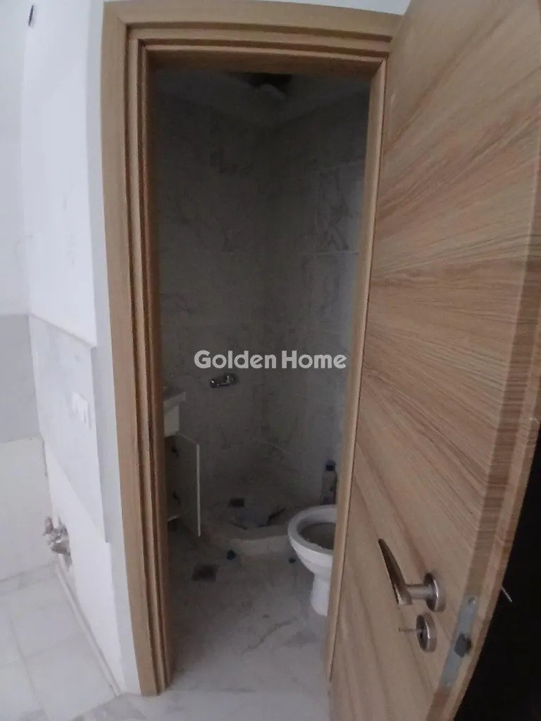 Entrée - Modern Flat with Park View in Thessaloniki Centre