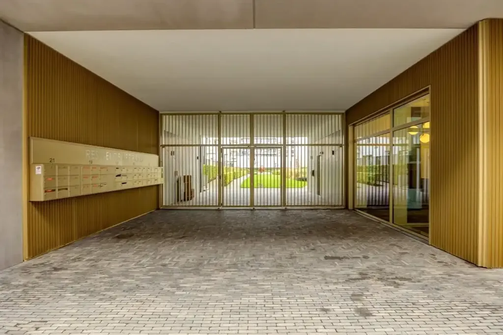 Esik - Luxe Penthouse with Terraces in Antwerp Centre