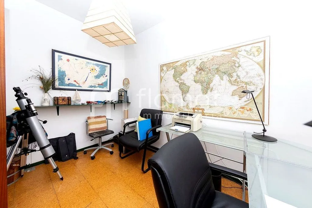 Bureau - Luxury Villa with Sea View in Lloret de Mar