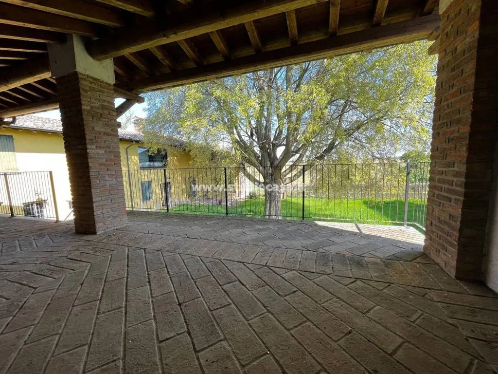 Terrass - Restored Millhouse with Two Homes in Gombito