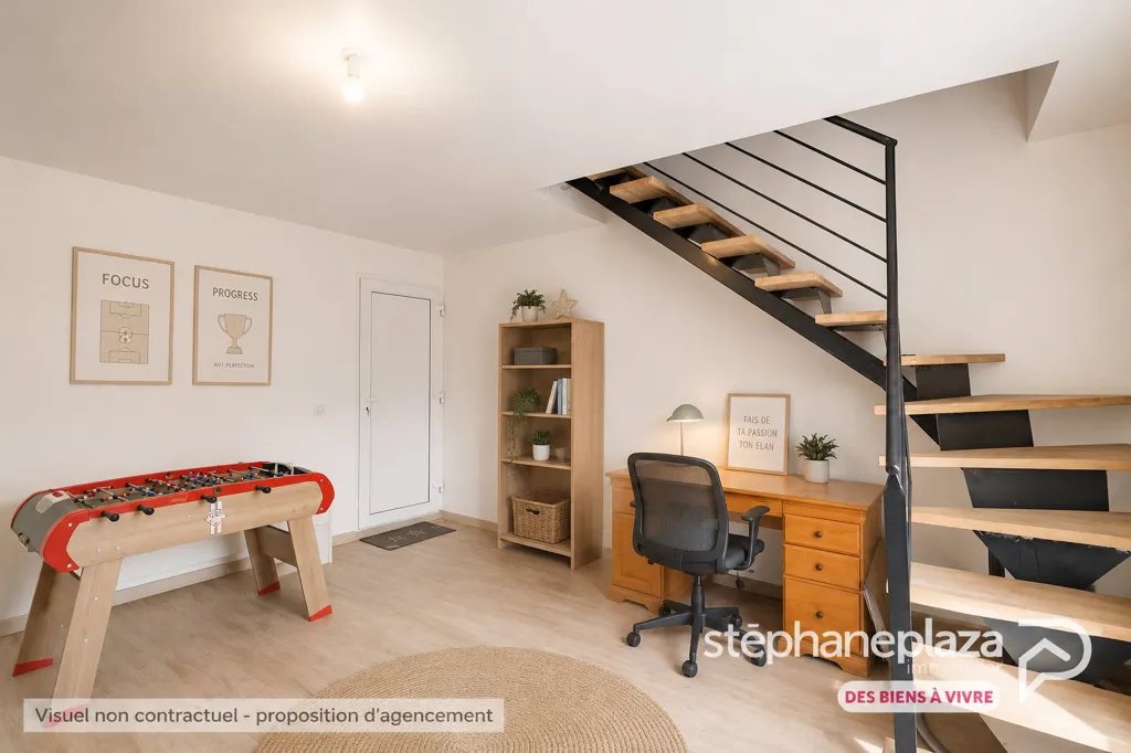 Pièces - Maison de Village avec Garage au Centre de Chalamont