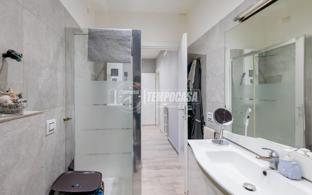 Vannitoad - Renovated Triplex with Cellar in Parma