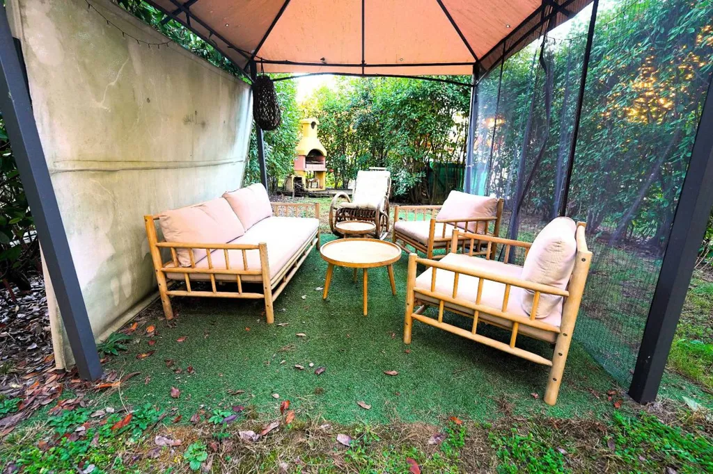 Terrasse - Trilocale with Private Garden in La Loggia